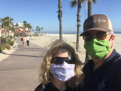 K-Y_mask_walk_Hotel_Del_Coronado-240.jpeg