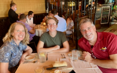 K_Y_Gr_dinner-240.jpeg
