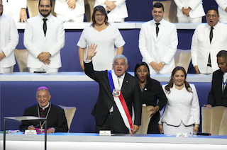 President_Mulino_Inaguration-APNews-320.jpeg
