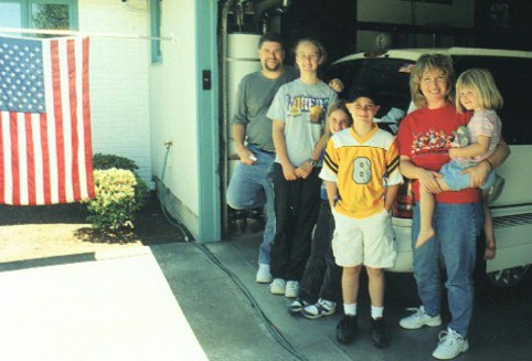 Jones_family_flag_van.jpg