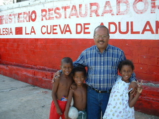 Pastor Rolando Gomez